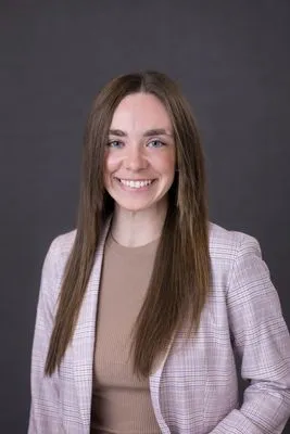 Teen headshot with natural smile