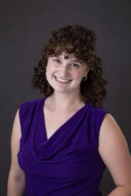 Expressive teen headshot for casting